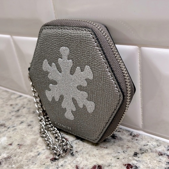 Coach Snowflake Coin Case Wristlet NWT - Picture 3 of 10